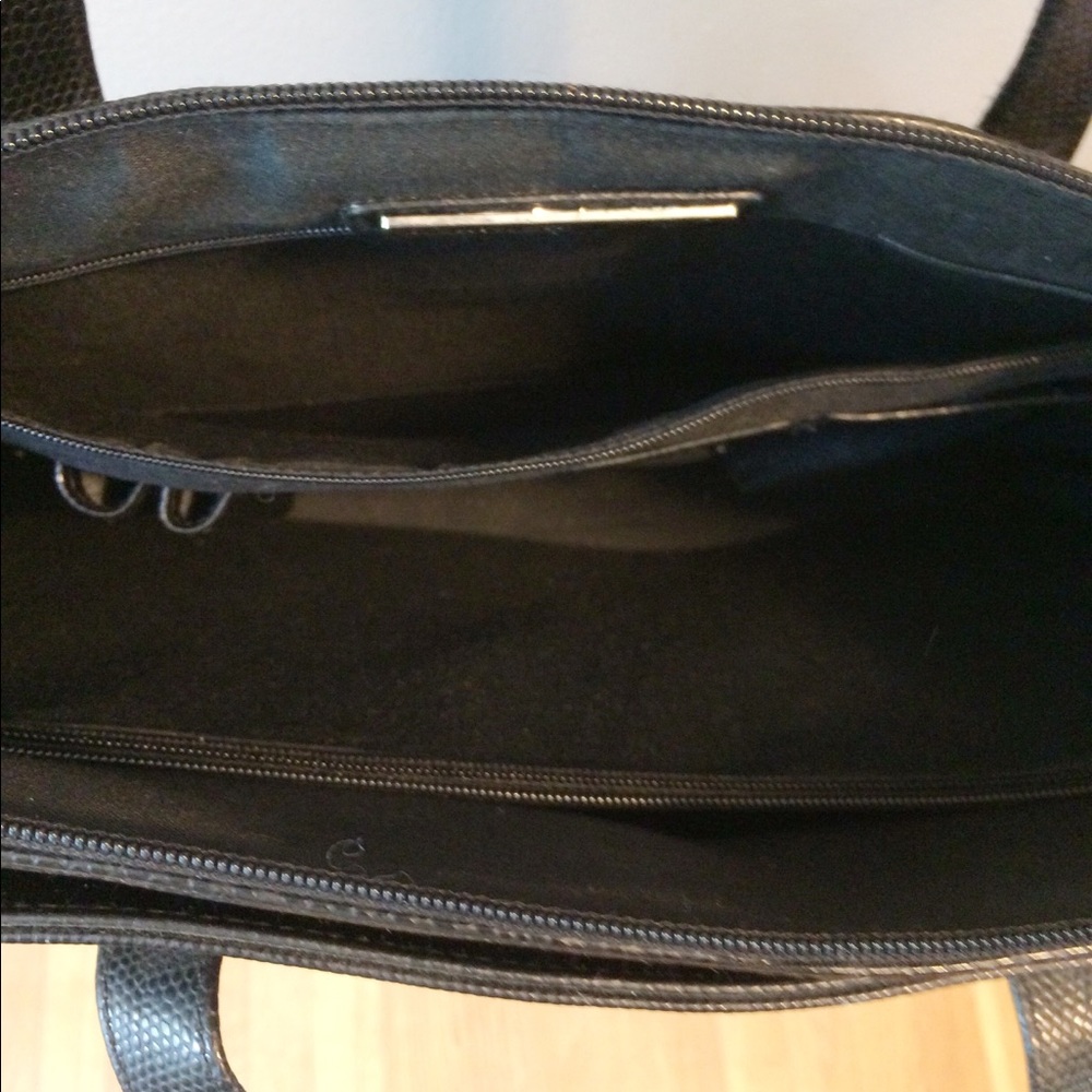 LAPTOP bag✅ - Picture 2 of 5